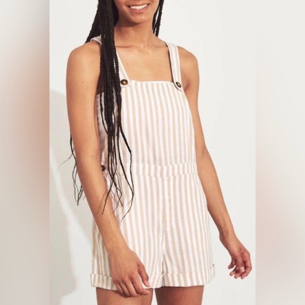 Hollister Beige & White Striped Women Overall Shorts